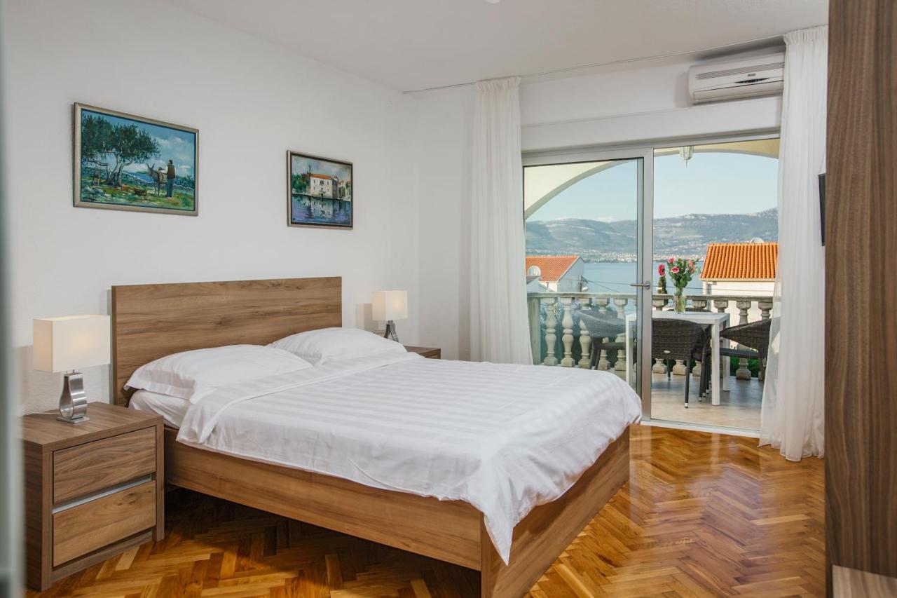 Apartments Bago Trogir Exterior photo